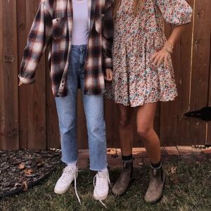 rust orange brown floral tiered puff sleeve dress